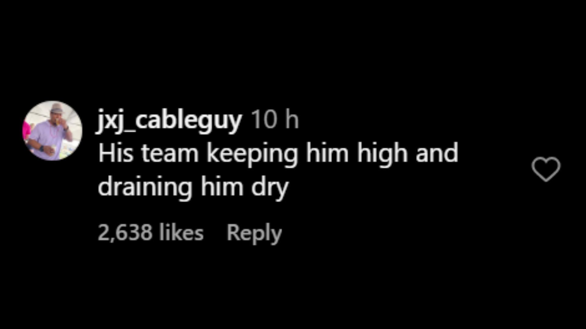 A netizen talks about the rapper wiping his finger on a woman's head after picking his nose. (Image via Instagram/@hollywoodunlocked)